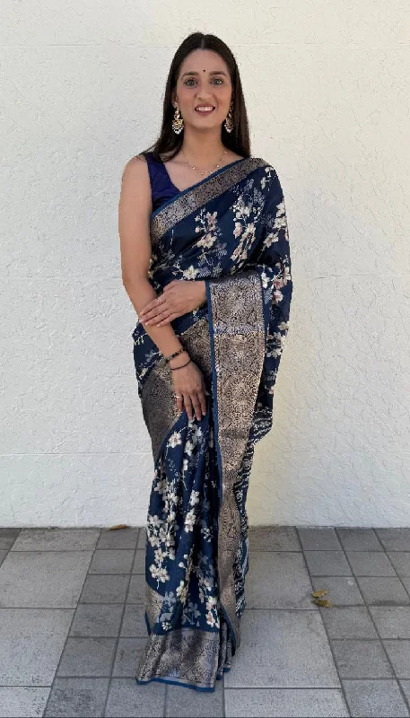 Women Party Wear Flower Printed Dhola Silk Saree with Un Stitched Blouse Modern Work Blouse Women Party Wear Flower Printed Dhola Silk Saree with Un Stitched Blouse Modern Work Blouse