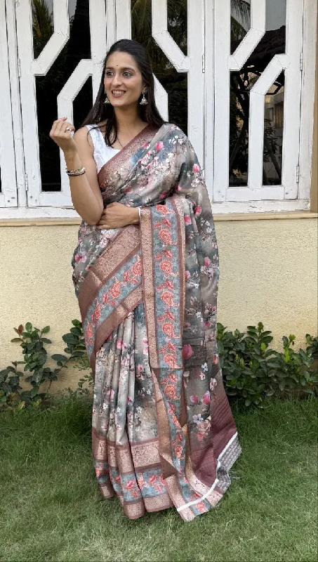 Women Party Wear Jari Chex Candy Silk Saree with Un Stitched Blouse Floral Chiffon Blouse Women Party Wear Jari Chex Candy Silk Saree with Un Stitched Blouse Floral Chiffon Blouse