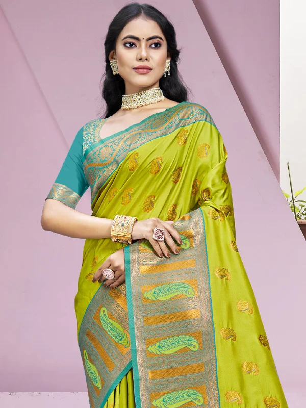 Women Parrot Green Silk Saree With Un Stitched Blouse Lightweight Linen Blouse