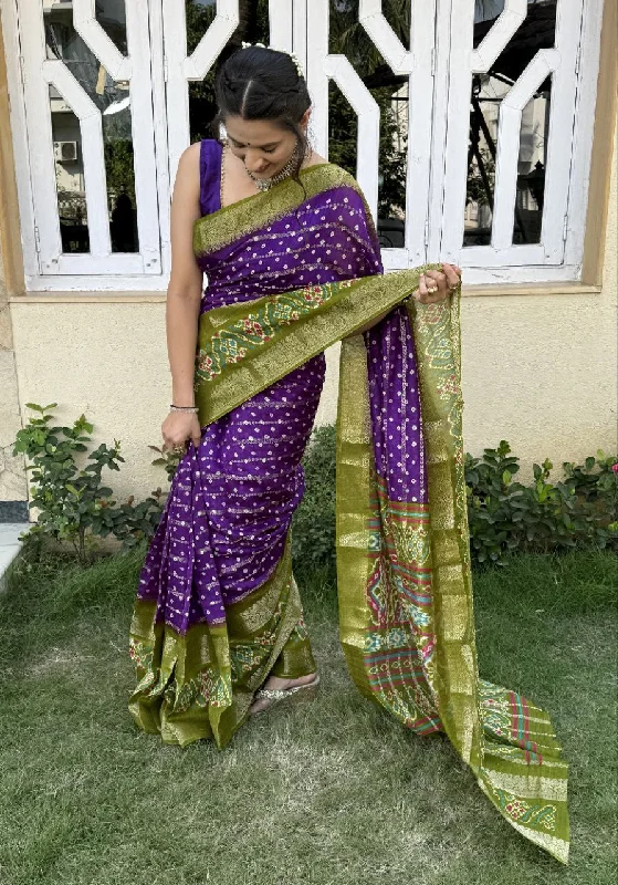 Women Party Wear Bandhej Print Pure Candy Cotton Silk Saree with Un Stitched Blouse Double Button Blouse Women Party Wear Bandhej Print Pure Candy Cotton Silk Saree with Un Stitched Blouse Double Button Blouse
