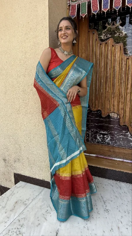 Women Party Wear Foil Chex Printed Dhola Silk Saree with Un Stitched Blouse Double-Layered Blouse Women Party Wear Foil Chex Printed Dhola Silk Saree with Un Stitched Blouse Double-Layered Blouse