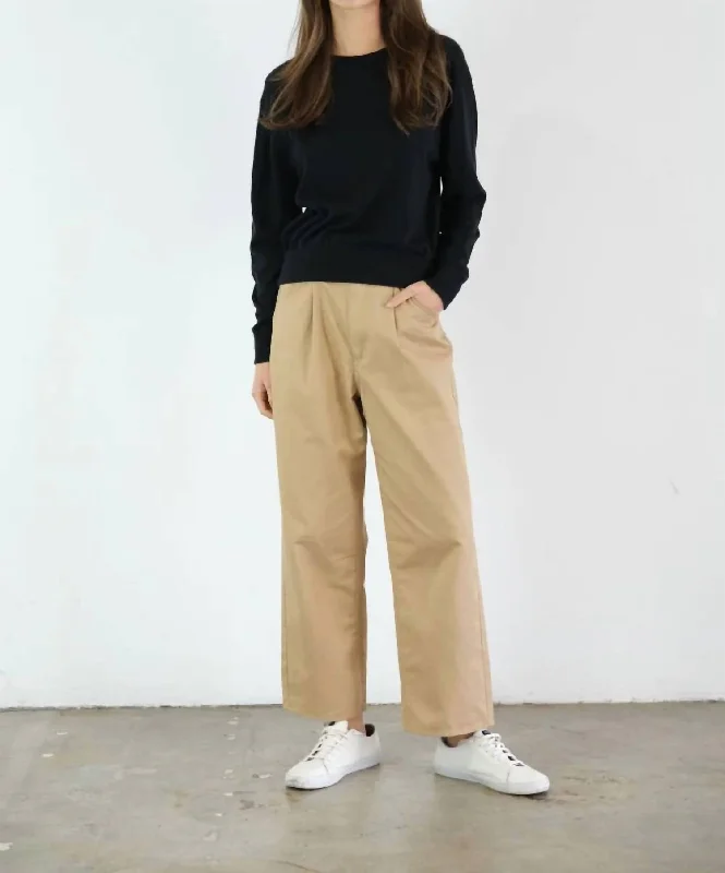 Marguerite Sweater In Black Zippered Buttoned Snapped