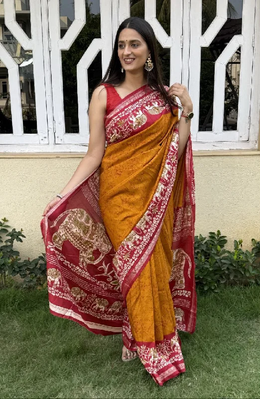 Women Party Wear Printed Creape Silk Saree with Un Stitched Blouse Embellished Collar Blouse Women Party Wear Printed Creape Silk Saree with Un Stitched Blouse Embellished Collar Blouse