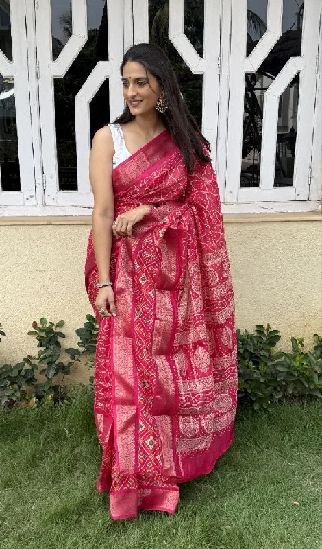 Women Party Wear Bandhani Printed Candy Cotton silk Saree with Un Stitched Blouse Drape Neck Blouse Women Party Wear Bandhani Printed Candy Cotton silk Saree with Un Stitched Blouse Drape Neck Blouse