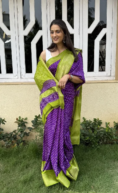 Women Party Wear Bandhani Printed Dhola silk Saree with Un Stitched Blouse Boho Chic Blouse Women Party Wear Bandhani Printed Dhola silk Saree with Un Stitched Blouse Boho Chic Blouse
