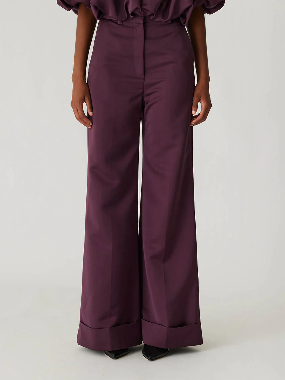 Techy Sateen Wide Leg Pant Sleek Black Pants