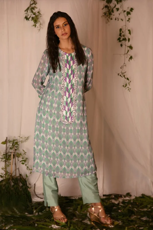 Hand-embroidered Printed Kurta paired with Pants Casual Drawstring Pants
