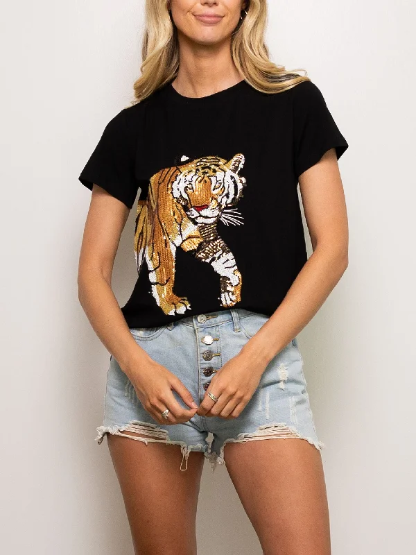 Tiger Wrap Around Tee Welt Pockets Slit Pockets Flap Pockets