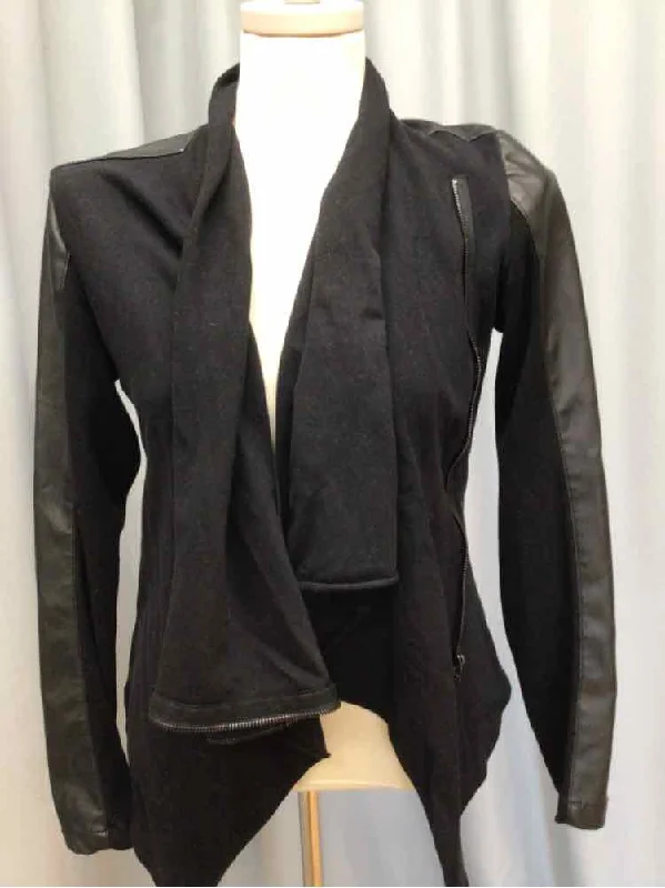 BLANKNYC SIZE XSMALL Ladies JACKET Ribbed Jacket Pleated Jacket Ruffled Jacket