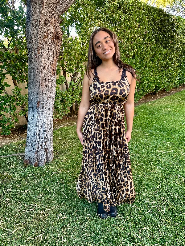 Leopard Print Pleated Maxi Dress Cozy Knit Maxi Dress