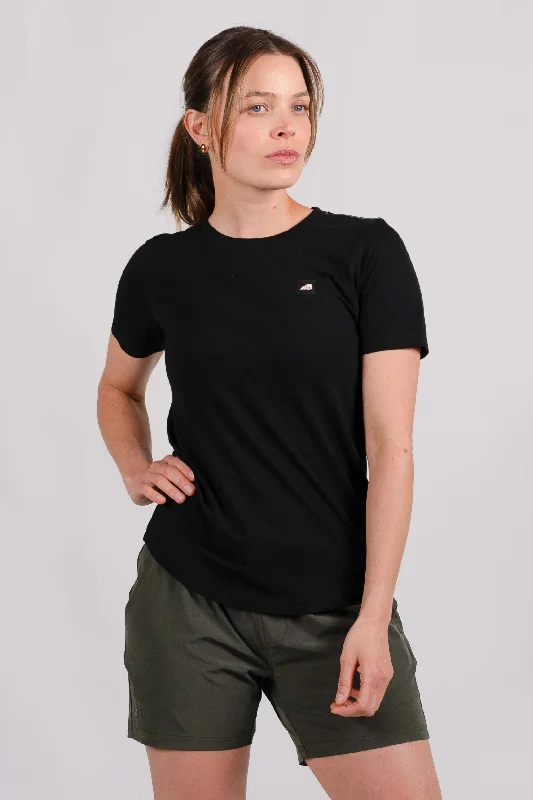 Women's Core Traverse Tek Tee Anti-Shrink Durable Soft
