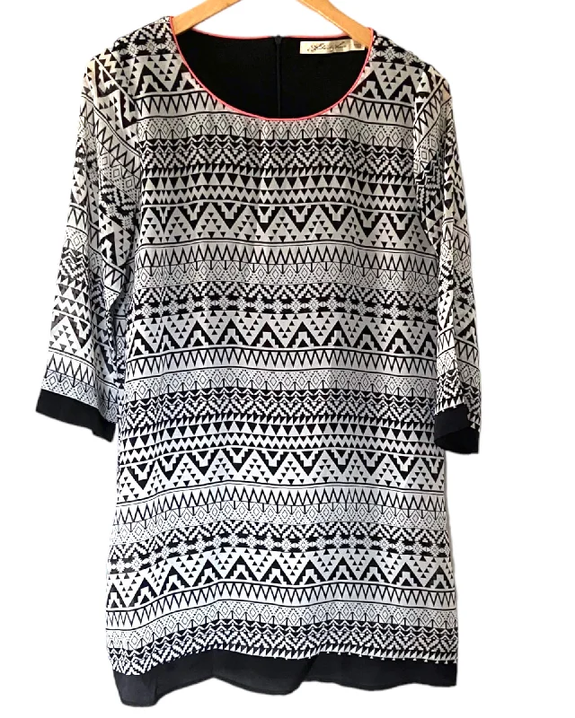 Dark Winter Geometric Print Dress