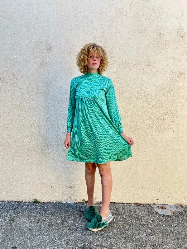 Issey Miyake 1 to 3 Green Pattern Long Sleeve Mini Dress Fashionable Denim Mini Dress Issey Miyake 1 to 3 Green Pattern Long Sleeve Mini Dress Fashionable Denim Mini Dress