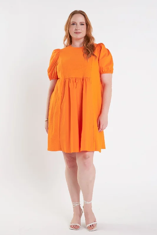 English Factory - Plus Size Mixed Media Babydoll Mini Dress Chic Tropical Mini Dress