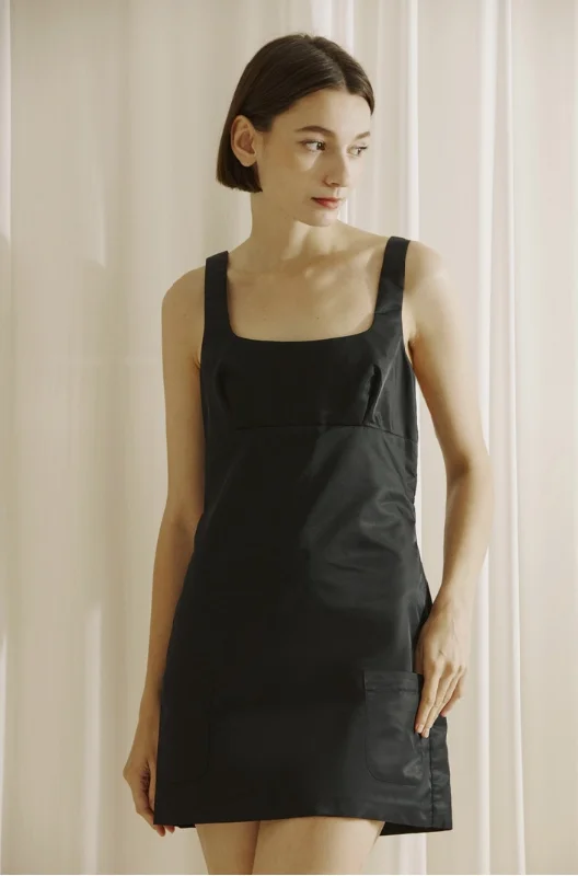 Monochromatic Shift Mini Dress Trendy Cut-Out Mini Dress