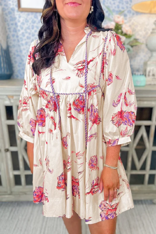 White Floral Print Lace up V Neck Balloon Sleeve Plus Size Shift Mini Dress Chic Mini Dress with V-Neck White Floral Print Lace up V Neck Balloon Sleeve Plus Size Shift Mini Dress Chic Mini Dress with V-Neck