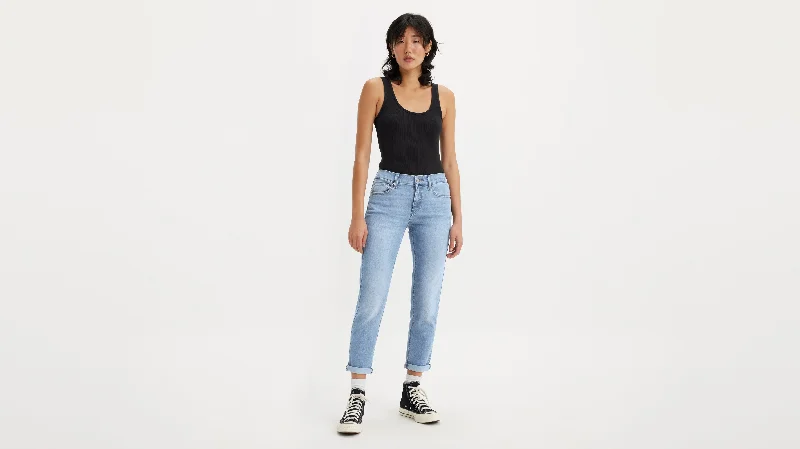 Levi's® Women's Mid-Rise Boyfriend Jeans Classic Button Fly Jeans