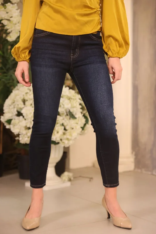 Petite High Rise Skinny Jeans (Dark) Elegant Dark-Wash Bootcut Jeans