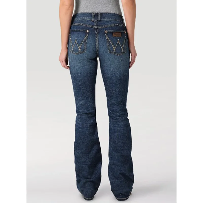 Wrangler Women's Retro Mid Rise Jeans Classic Slim Fit Jeans