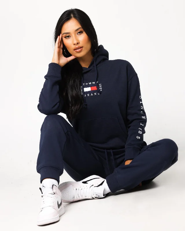 Tommy Jeans Flag Logo Hoodie Twilight Navy Trendy Bootcut High-Waisted Jeans
