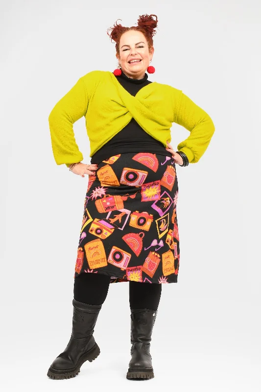 Gia Midi Skirt button skirt front